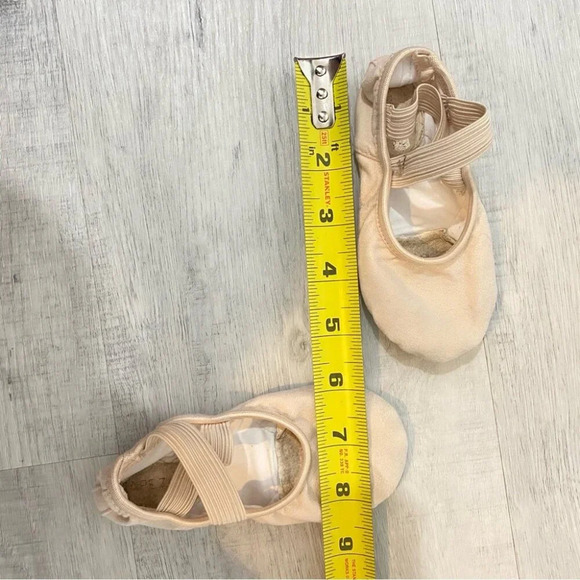 Capezio Toddler Ballerina Light Pink Dance Slippers 5.5in 10M - Picture 3 of 12